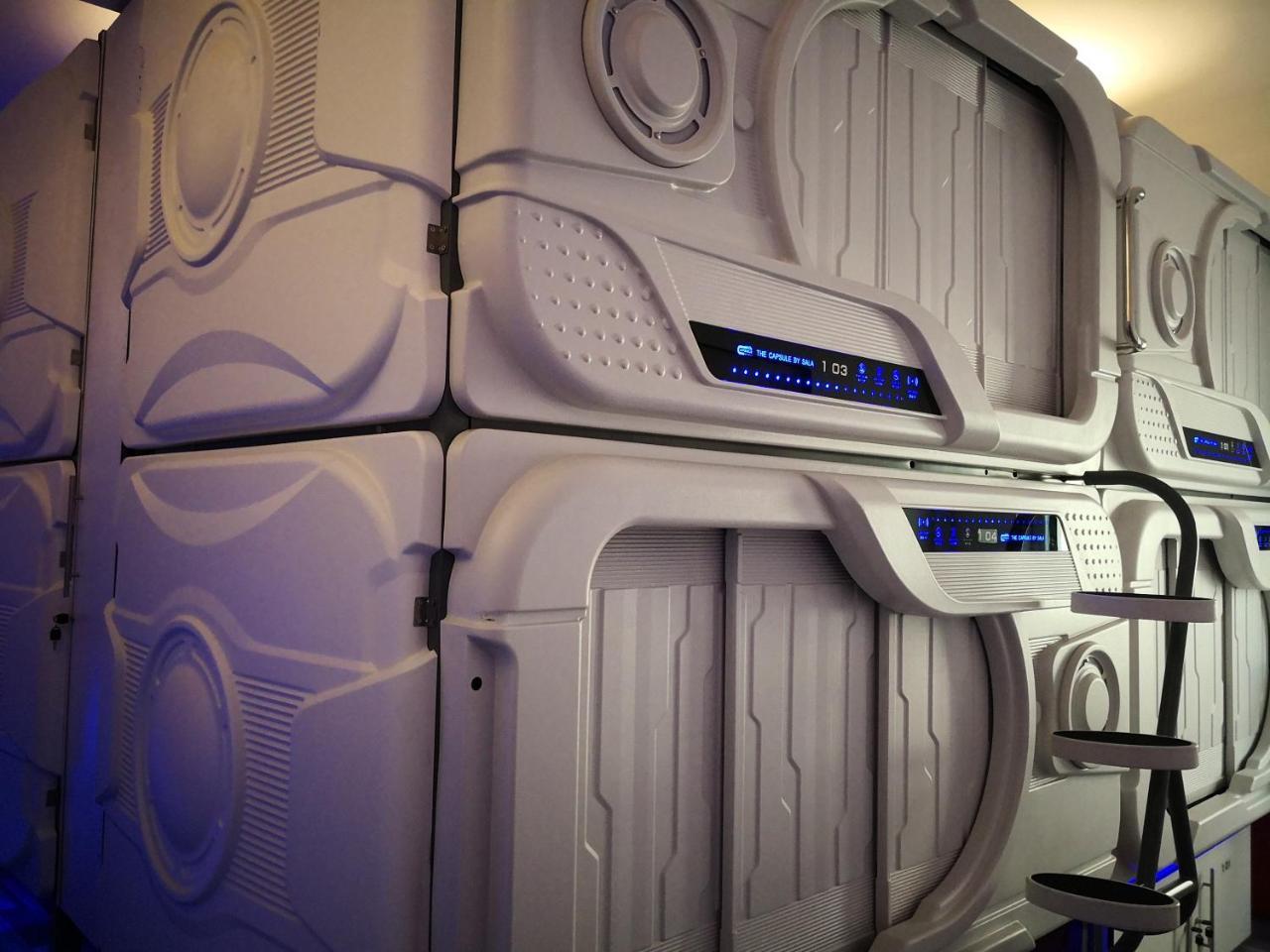 The Capsule Hotel Kolombo Dış mekan fotoğraf