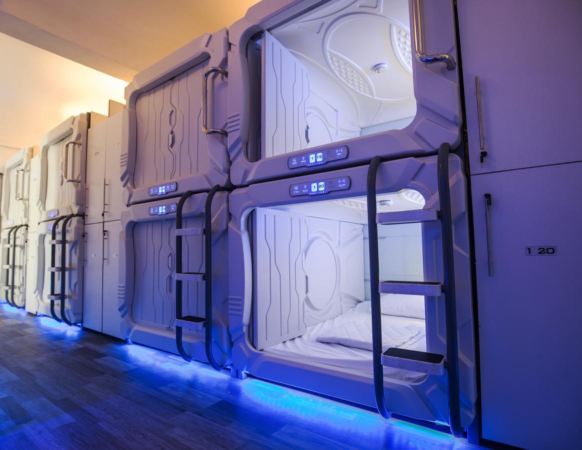 The Capsule Hotel Kolombo Dış mekan fotoğraf
